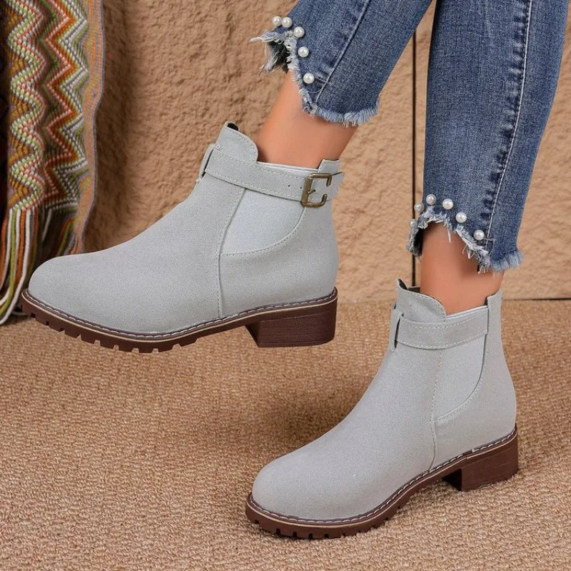Autumn Winter Women Boots High Quality Belt Buckle Women Platform Boots Fashion British Style Round Toe Ankle Boots Women Shoes