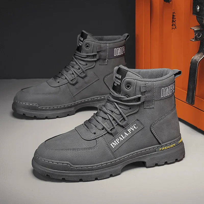 2025 Winter Mens Shoes New in Casual Male Boots Platform Tactical Ankle High Top Outdoor Walking Loafers Leather Army Sneakers