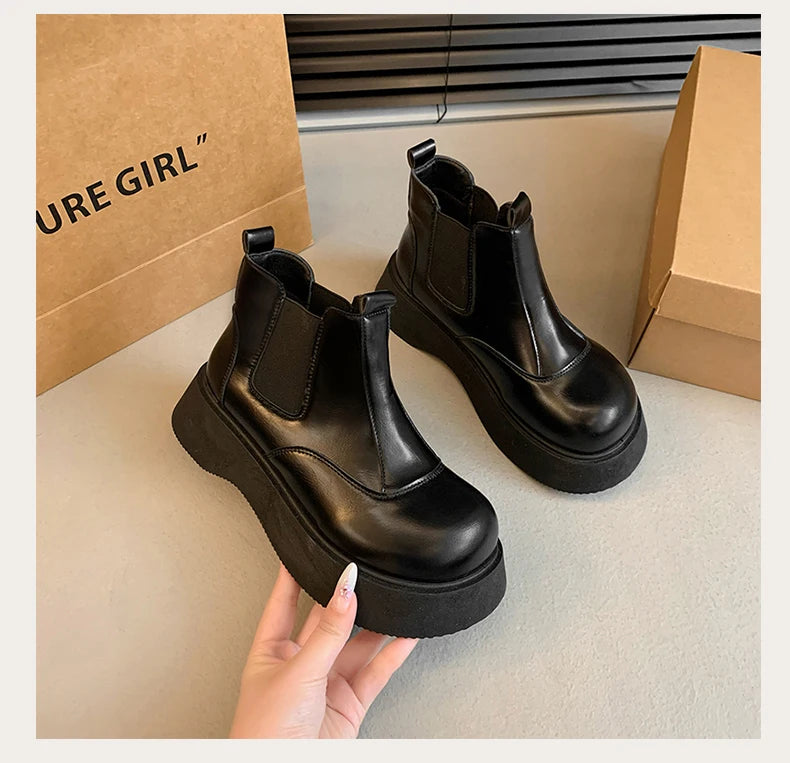 Fall New Style Thick-soled Women's Fashionable Boots, Retro Big-head Short Boots, Anti-slip and Wear-resistant Outdoor Boots