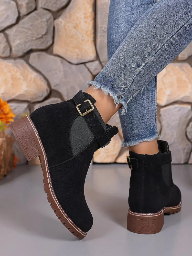 Autumn Winter Women Boots High Quality Belt Buckle Women Platform Boots Fashion British Style Round Toe Ankle Boots Women Shoes