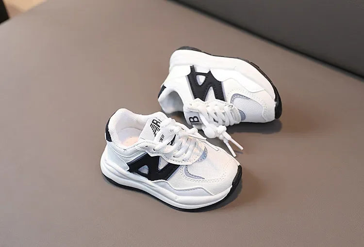Kids Shoes for Boys Girls Soft Sneakers New 2024 Fashion Sports Running Shoes Children Flat Casual Baby Toddler Outdoor Shoes