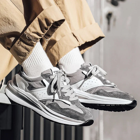 Men's Sports Shoes with Color Matching Fashionable and Versatile Soft-soled Lightweight New Lace-up Outdoor Casual Shoes