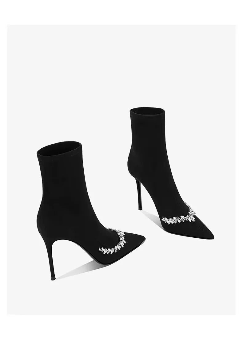 High-end pointed-toe, thin-heeled, fashionable ankle boots for women, new water diamond, elegant and noble ankle boots