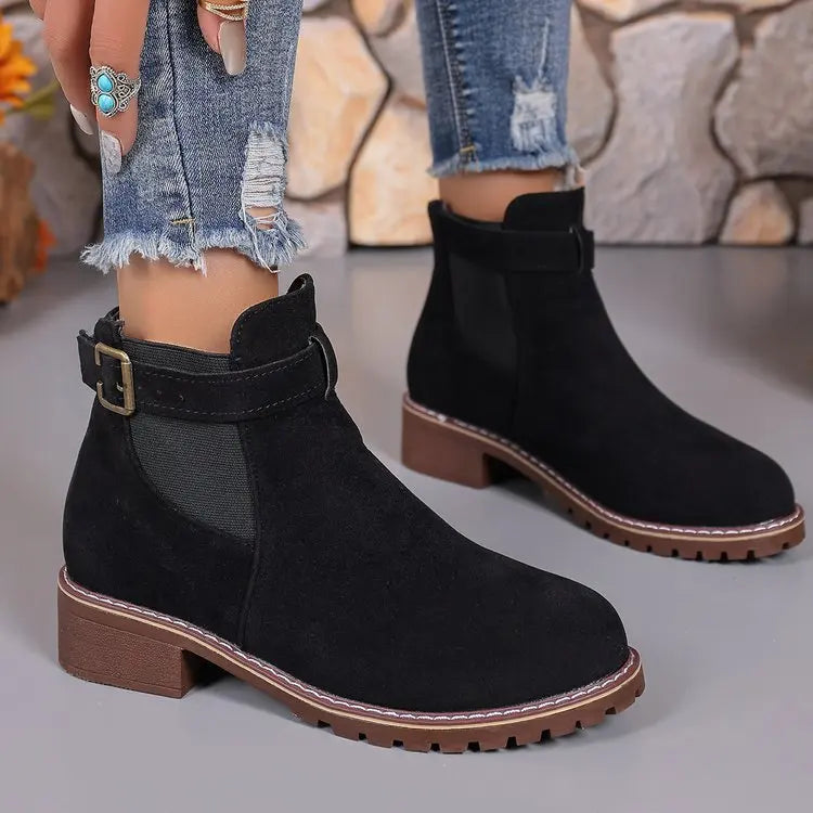Autumn Winter Women Boots High Quality Belt Buckle Women Platform Boots Fashion British Style Round Toe Ankle Boots Women Shoes