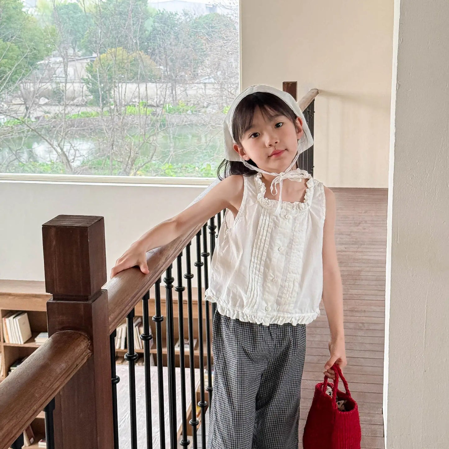 2025 Summer New Girls Sleeveless Lace Shirts Children Cotton Vest Baby Girls Blouse Solid Loose Princess Tops Kids Clothes