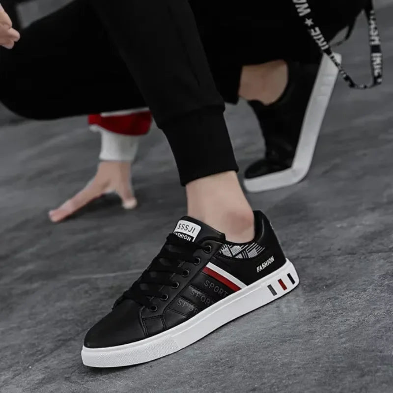 Men's flat shoes 2025; Cool men's sports shoes; Men's outdoor sports shoes for spring and autumn; Fashionable vulcanized shoes;
