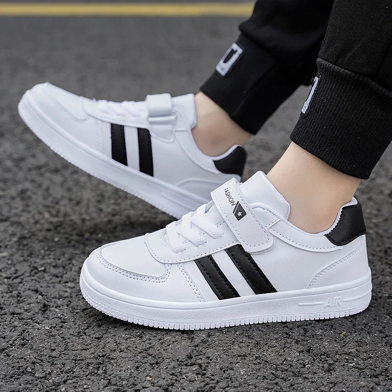 Kids School Sports Walking Shoes Fashion White Casual Sneakers for Boys & Girls Non-Slip Soft Sole Children's Running Shoes