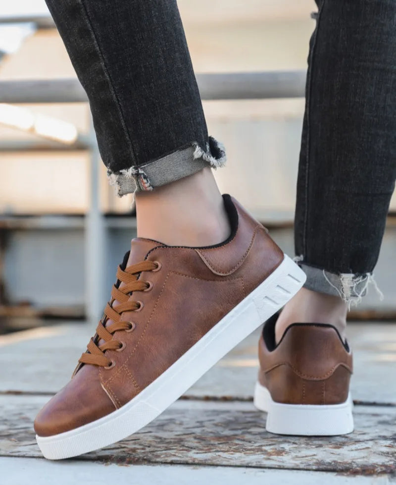 2025 Spring Classic Men Leather Casual Shoes Cross-border Hot Sale Versatile Man Sneakers Loafers Fashion Large Size Board Shoes