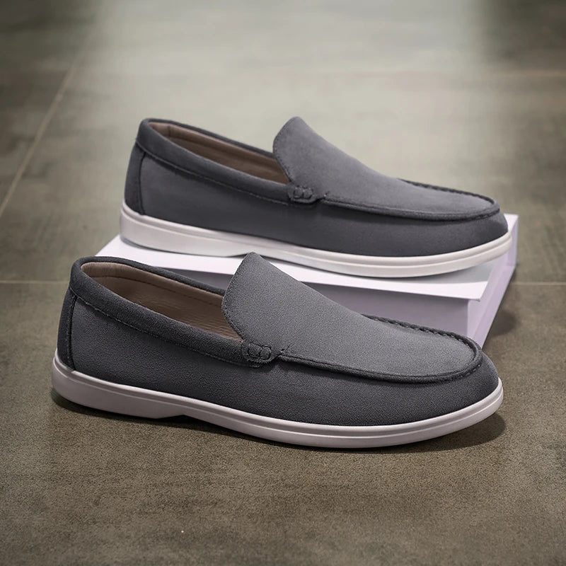 2025 New Men's Slip-On Shoes - Lightweight Solid-Color Classic, Comfortable One-Step, Driving & Street Versatile Casual Footwear