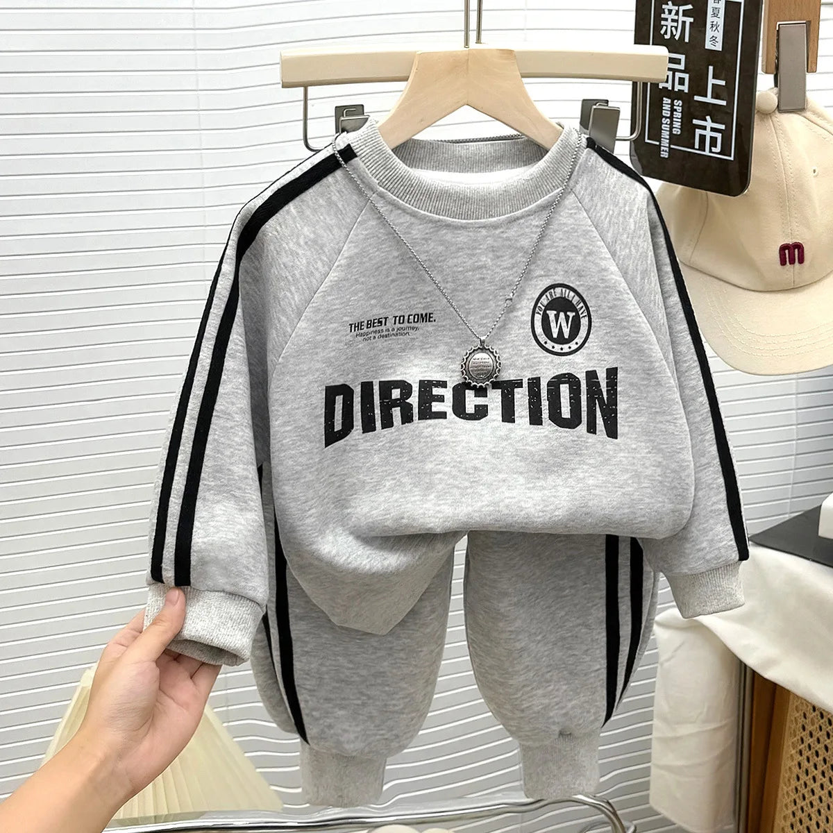 1 Set Spring Autumn Childrens Sport Suit Kids Casual Top And Pant Girl Boy Clothes Coat+Pants Baby Comfort Fashion Clothing Set