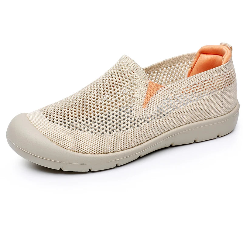 Women's casual shoes are lightweight, non slip, breathable, loafers for commuting and travel, flat shoes for comfortable women's