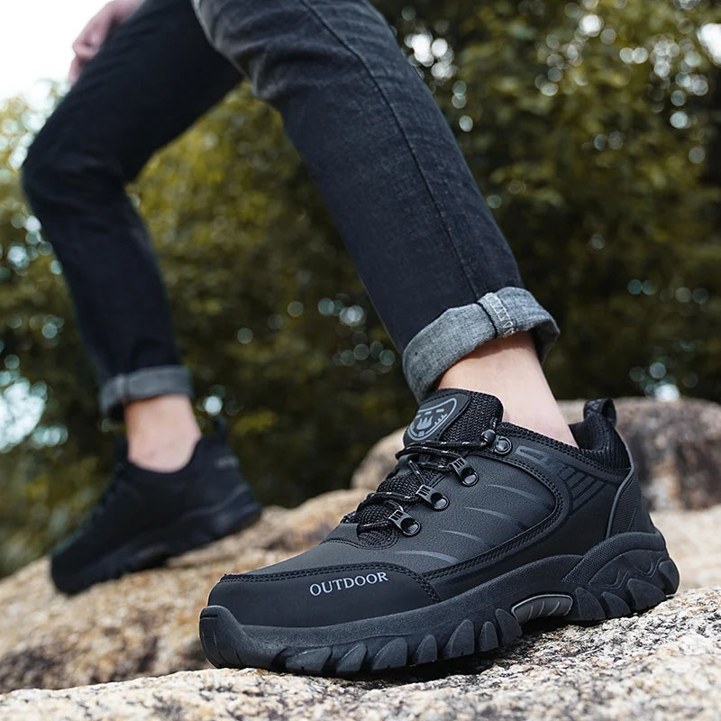 Shoes for Men Casual Shoes Men Outdoor Nonslip Hiking Camping Sneakers 2025 New Fashion Comfortable Sneakers Thick Soled Shoes