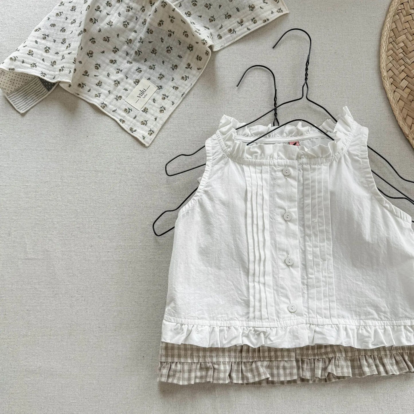 2025 Summer New Girls Sleeveless Lace Shirts Children Cotton Vest Baby Girls Blouse Solid Loose Princess Tops Kids Clothes