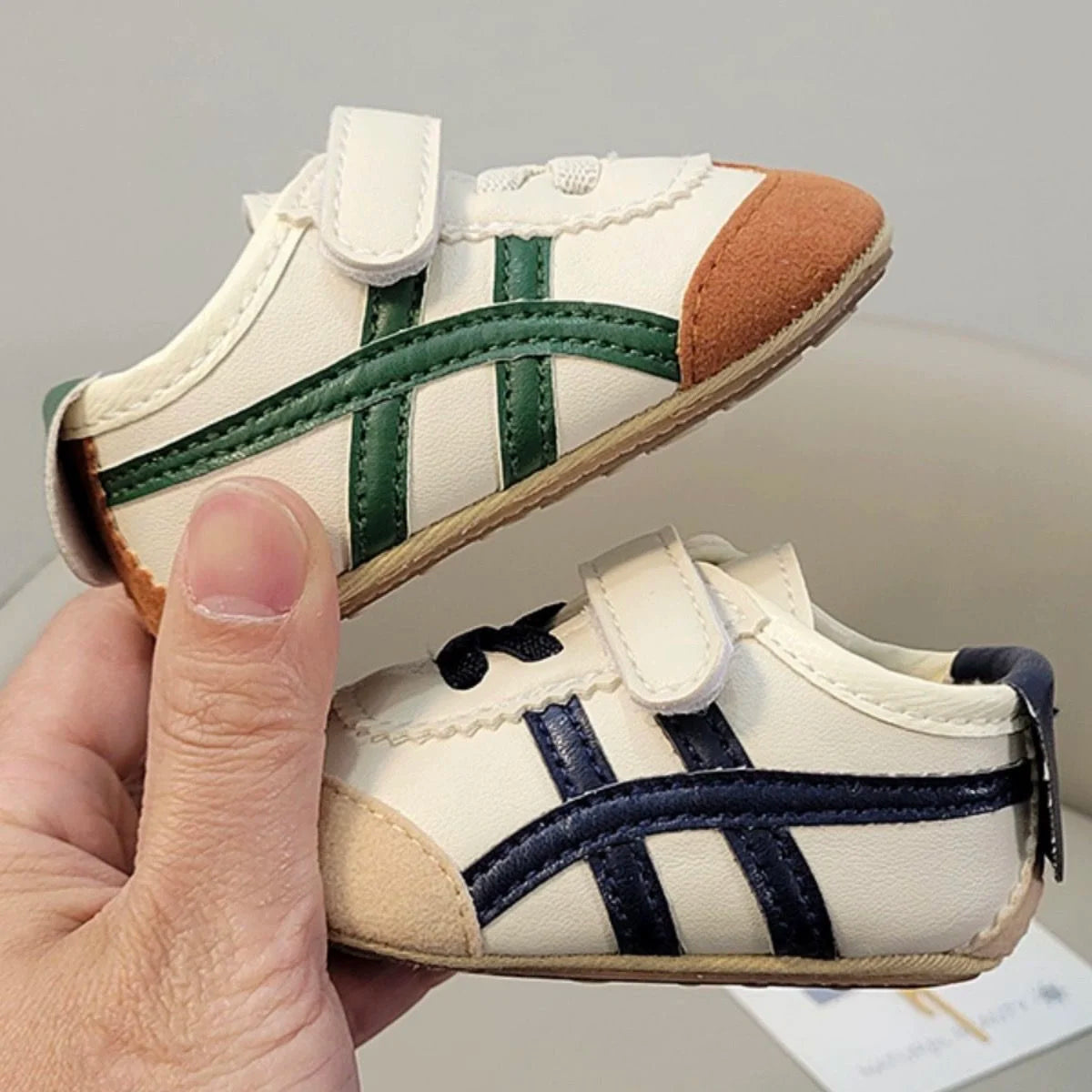 Children's Sneakers Boys Girls Soft Sole Non-slip Casual Student Running Shoes Baby Kids School Sports Shoes Warm Cotton Shoes