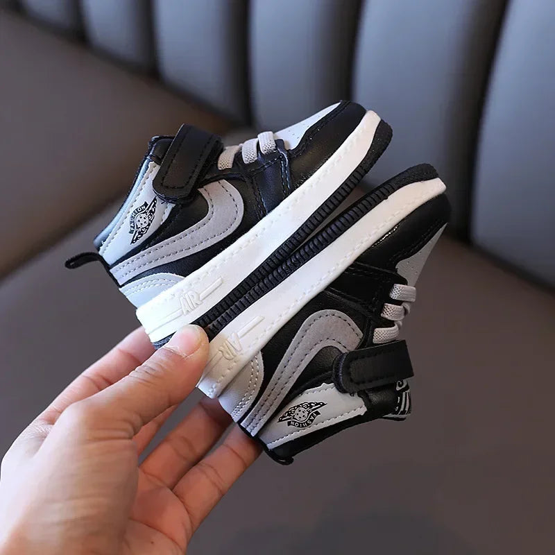 New Kids Mid-Top Sneakers Boy Soft Sole Anti-Slip Comfortable Casual Shoes Girl Fashion Simple Versatile Children Running Shoes
