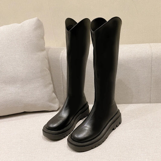 2025 New Trendy and Versatile Fashionable Casual Ankle Boots with Thick Soles and Slimming Effects