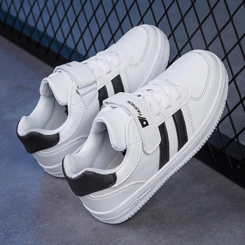 Kids School Sports Walking Shoes Fashion White Casual Sneakers for Boys & Girls Non-Slip Soft Sole Children's Running Shoes