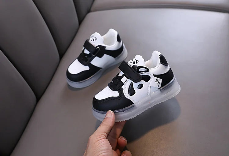 LED Kids Shoes For Girls Cute Cartoon Shoes Baby Girl Kawaii Canvas Shoes Soft Bottom Sneakers Casual Shoes Boys Flat Shoes