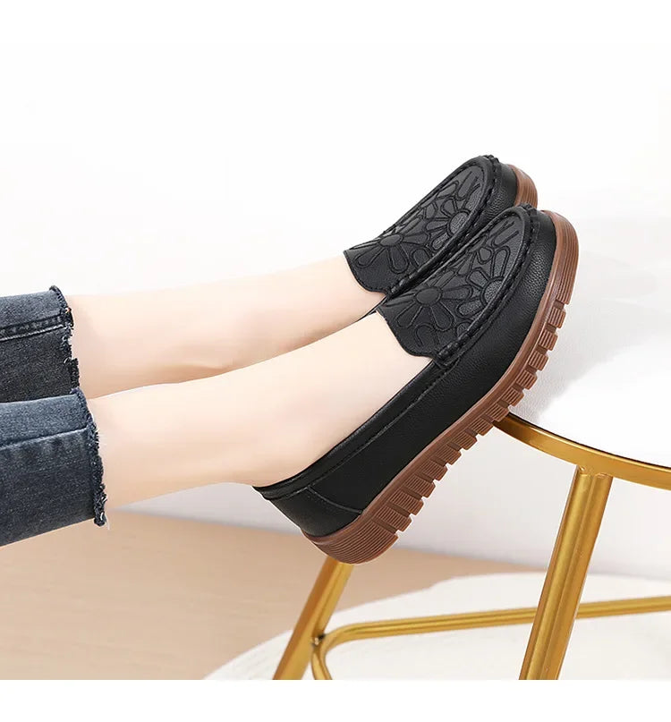 Women's Shoes Slip-on Loafers Ladies Casual Shoes Platform Wedge Moccasins Sneakers Comfortable Flat Shoes Zapatos Mujer 2024