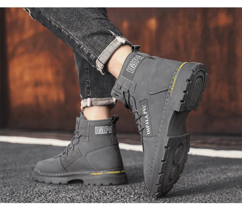 2025 Winter Mens Shoes New in Casual Male Boots Platform Tactical Ankle High Top Outdoor Walking Loafers Leather Army Sneakers