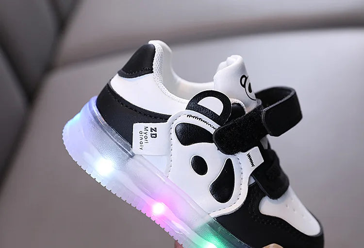 LED Kids Shoes For Girls Cute Cartoon Shoes Baby Girl Kawaii Canvas Shoes Soft Bottom Sneakers Casual Shoes Boys Flat Shoes