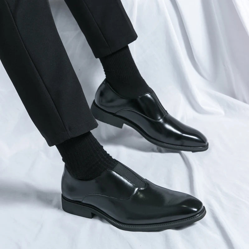 Classic Brand Men's Leather Casual Shoes Soft Soled Massage Pointed Chelsea Shoes High-end Banquet Luxury Men's Formal Shoes