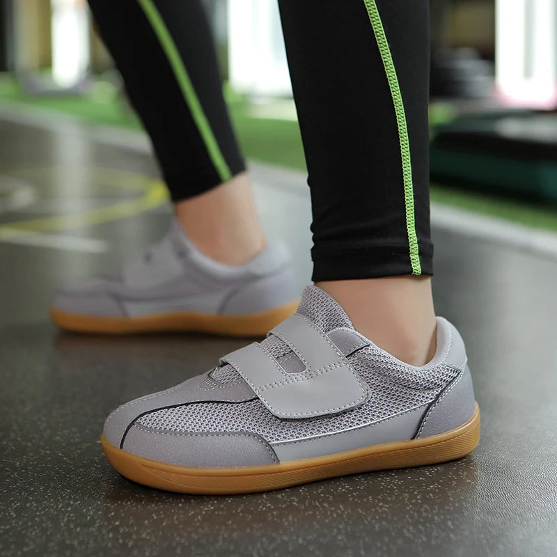 New Children's Soft Soled Board Shoes Boy's and Girl's Anti Slip Sports Rubber Shoes Lightweight Walking Shoes Casual Sneakers