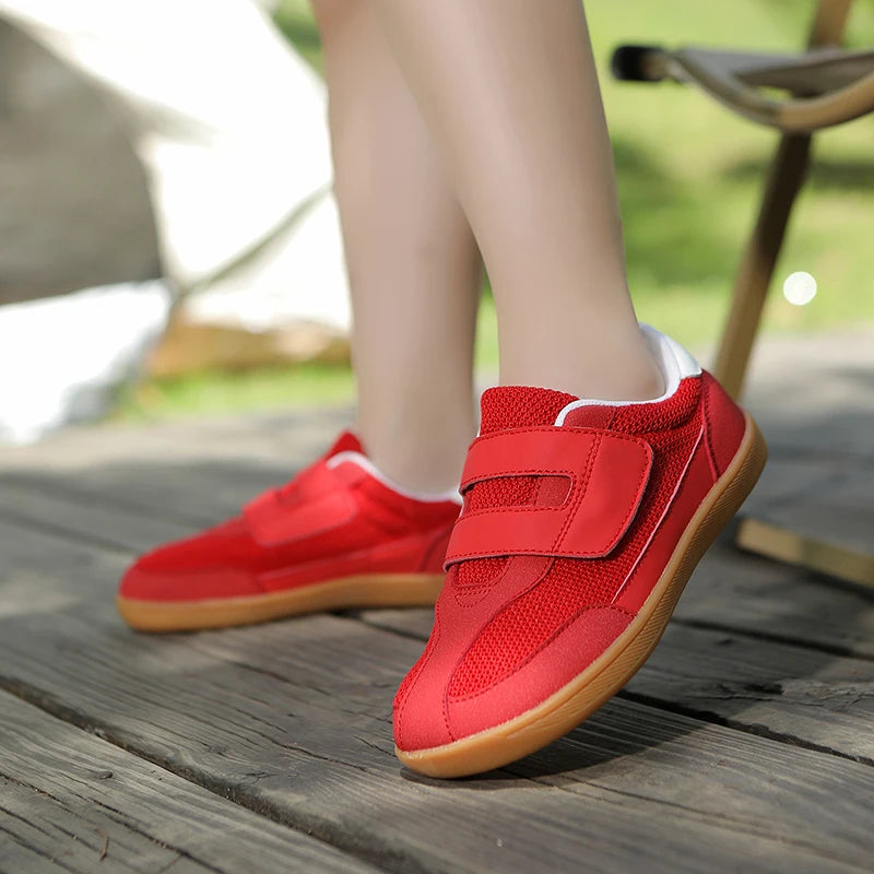 New Children's Soft Soled Board Shoes Boy's and Girl's Anti Slip Sports Rubber Shoes Lightweight Walking Shoes Casual Sneakers