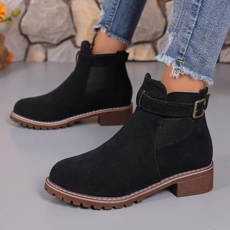 Autumn Winter Women Boots High Quality Belt Buckle Women Platform Boots Fashion British Style Round Toe Ankle Boots Women Shoes
