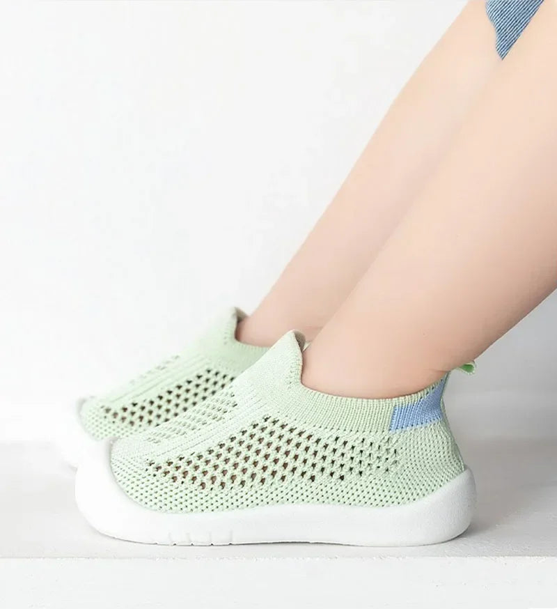 Spring Summer Toddler Shoes Breathable Knitted Kids Sneakers Boys Slip-on Tennis Shoes Girls Soft Non-slip School Casual Shoes