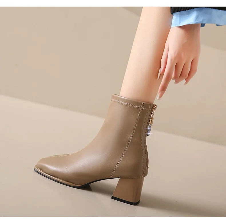 Platform Boot Shoes for Women Modern Western Black Femme Botas Punk Goth Female Winter High Heeled Shoes Round Toe Heels Botines