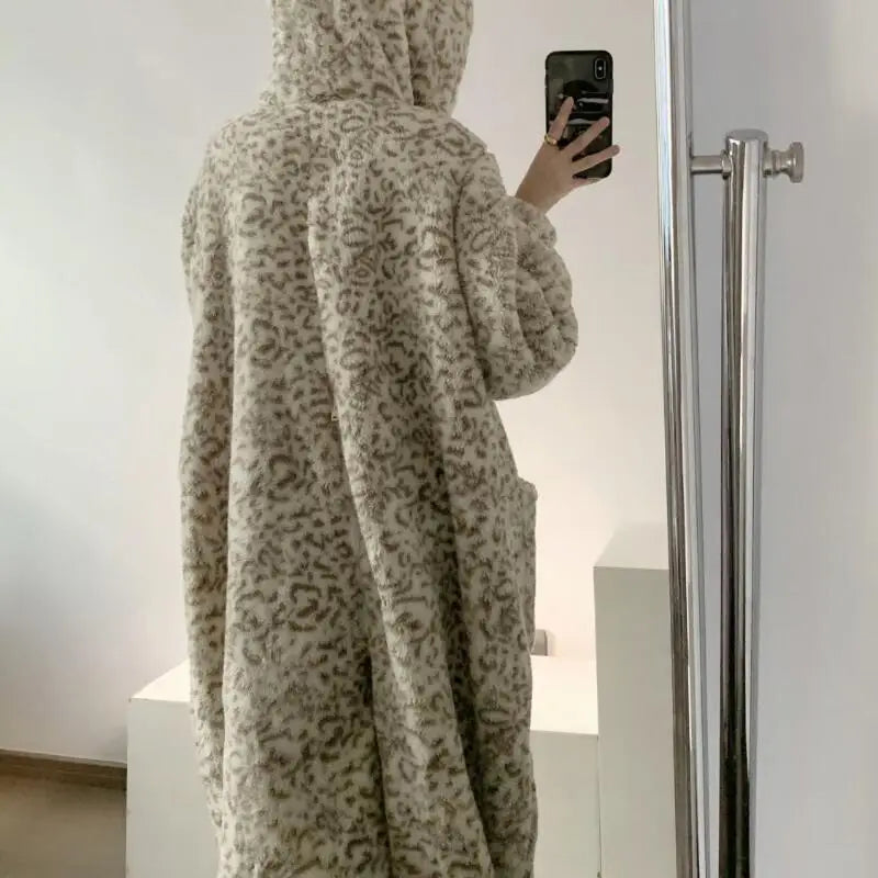 Women's Clothing Winter Pajamas Hooded Fleece-Lined Thicken Ins Wind Coral Fleece Plus Size Homewear Keep Warm Comfortable