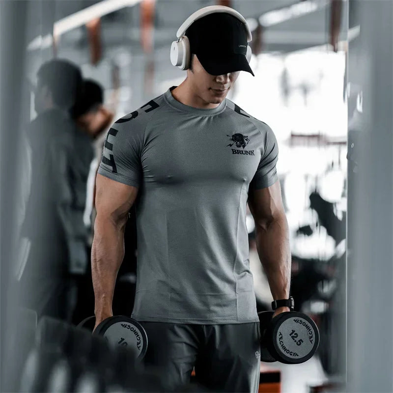 2025 Hot Selling New Men's T-shirt Sports Running Fitness Shirt Fast Breathable Elastic Training Short Sleeved Quick Drying Top