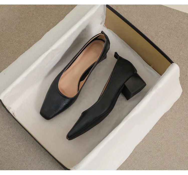 Shoes 2025 Fashion Women's Square Toe Casual Female Sneakers Clogs Platform Flats Oxfords Modis New On Heels Pointed Toe Comfort