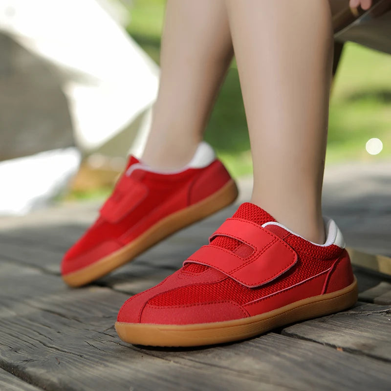 New Children's Soft Soled Board Shoes Boy's and Girl's Anti Slip Sports Rubber Shoes Lightweight Walking Shoes Casual Sneakers