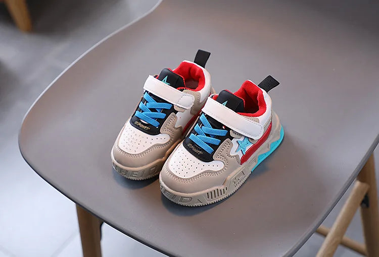 Kids Sports Shoes Children Casual Sneakers Anti Slip Soft Soles Breathable Lightweight Baby Walking Shoes Boys Girls Board Shoes