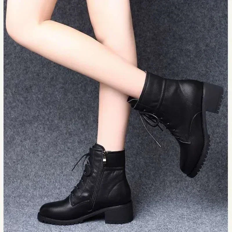 Short boots 2025  new fashion British style soft leather mid heel thick heel versatile women's shoes