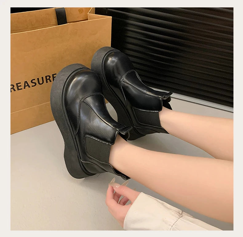 Fall New Style Thick-soled Women's Fashionable Boots, Retro Big-head Short Boots, Anti-slip and Wear-resistant Outdoor Boots