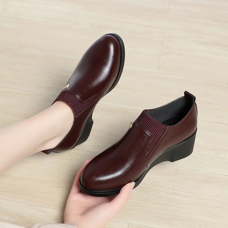 2025 New Women's Shoes Fashion Platform Wedge Shoes Soft Leather Shoes for Women Slip-On Loafers Office Work Shoe Zapatos Mujer