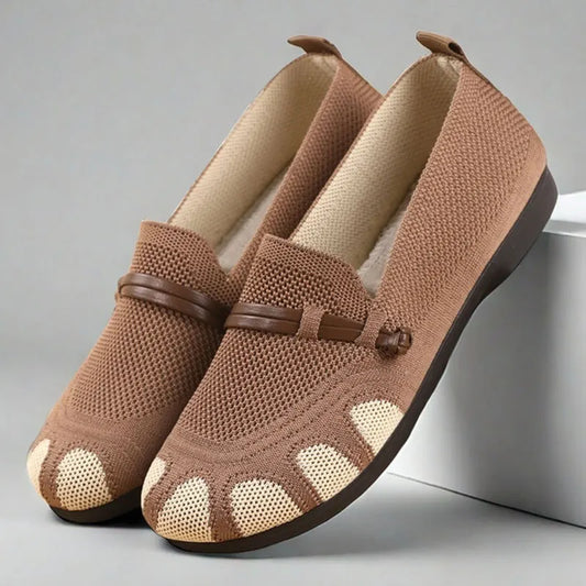 Women's shoes 2025 spring/summer new style shallow mouth flat bottom mother's shoes breathable mesh shoes comfortable loafers