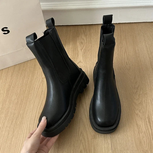 Sooty British-style women's boots 2025 autumn-winter new style fashionable and versatile round-toe short boots with thick soles