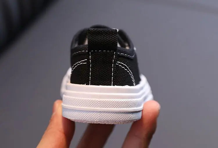 Kids Non-slip Comfort Sneakers Shoe Toddlers Tennis shoesChildren Sport Canvas Shoes Lace-up Girls Flat Boys Casual Shoes