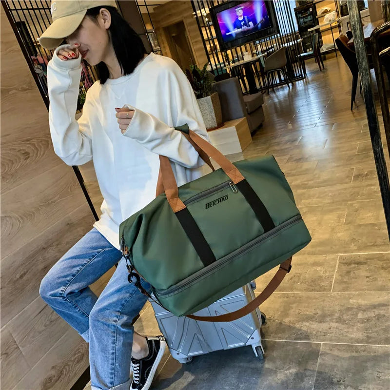 Weekend Sports Bags for Women with Shoe Compartment Travel Shoulder Bag Carry On Personal Item Handbags Gym Bag