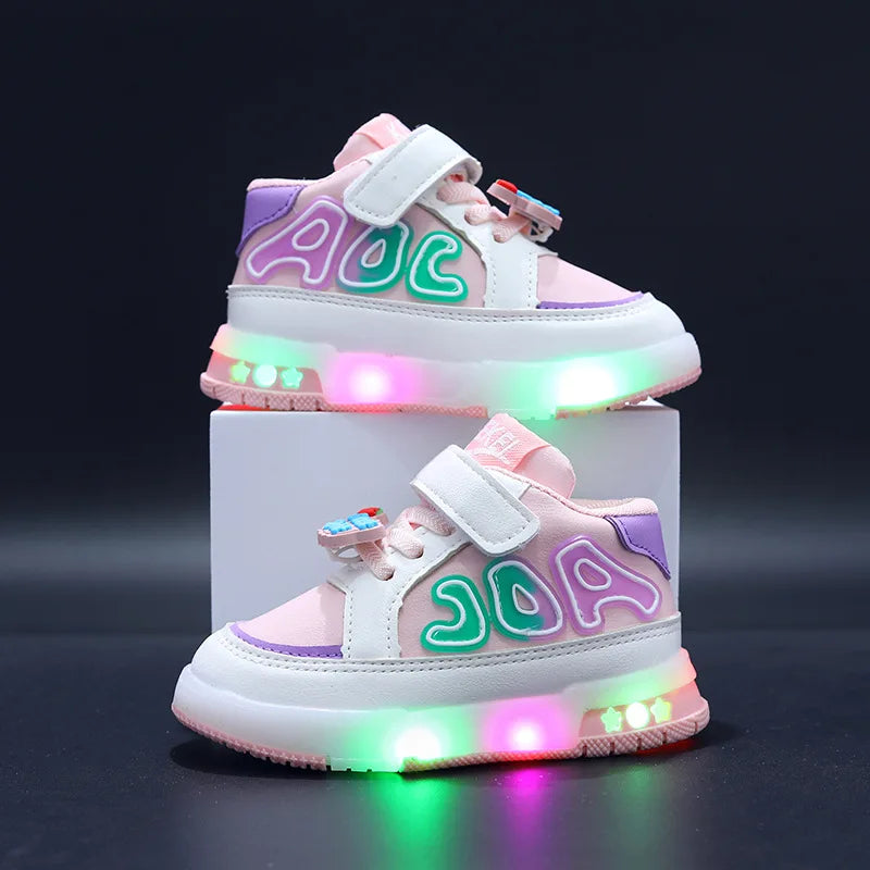 Light Up Sports Shoes for Young Children Fashion Leather Luminous Kids Sneakers Baby Toddler Shoes New Girls Boys Board Footwear