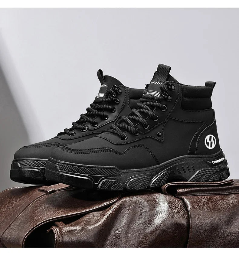 2025 autumn new breathable work boots for men, anti slip, wear-resistant, safety shoes, casual and comfortable sports shoes