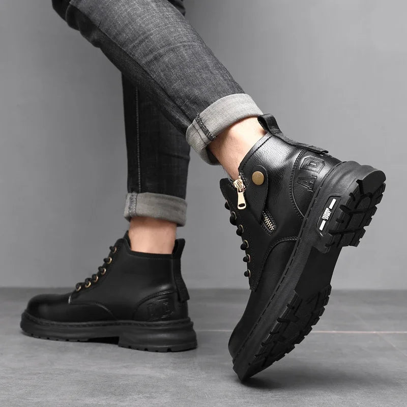 2025 New British Style Ankle Boots Men Outdoor Shoes Cargo Wear Casual High Quality Leather Boots Men's Non-slip Motorized Boots