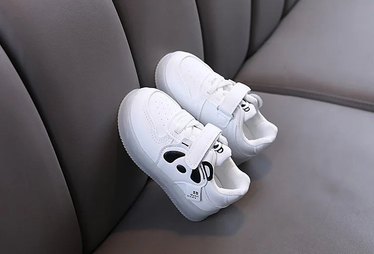 LED Kids Shoes For Girls Cute Cartoon Shoes Baby Girl Kawaii Canvas Shoes Soft Bottom Sneakers Casual Shoes Boys Flat Shoes