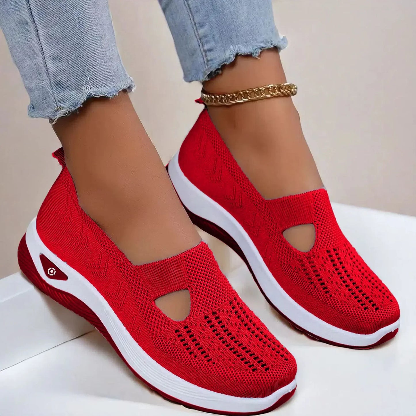 2025Women's Sneakers Breathable Slip on Walking Shoes Mesh Low Top Womens Vulcanized Shoes Soft Sole Lightweight Women Shoes