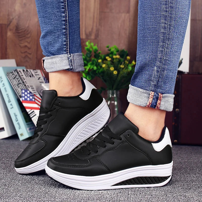 Women Sneakers 2022 New Breathable Vulcanize Shoes Waterproof Wedges Platform Woman Sneaker Leather Casual Shoes Zapatos Mujer