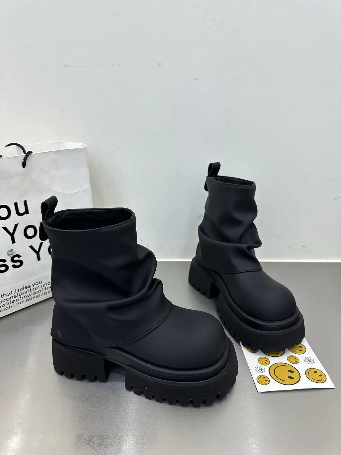 New Style Work Boots for Spring and Autumn Non-slip Wear-resistant Women Short Boots Thick-soled Zippered Mid-tube Women's Boots